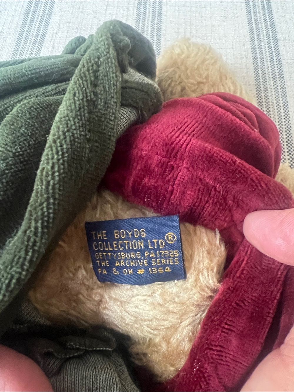 Vintage Boyds Bears “Emily Rabbit” - Picture 3 of 3